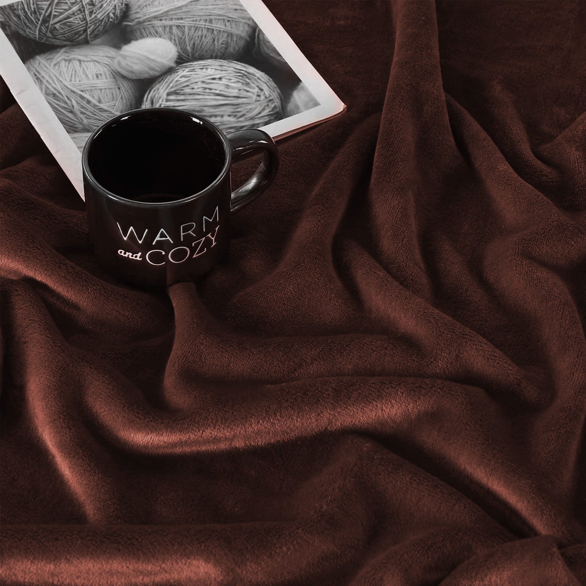 Fleece Plaid - Bruin - Fleece deken - hoogwaardige deken, zachte deken, microvezeldeken als bankhoes, sprei, plaid of woonkamerdeken, 150 x 200 cm